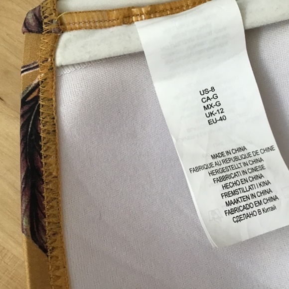 BCBGMAXAZRIA Bikini Top - Picture 6 of 12